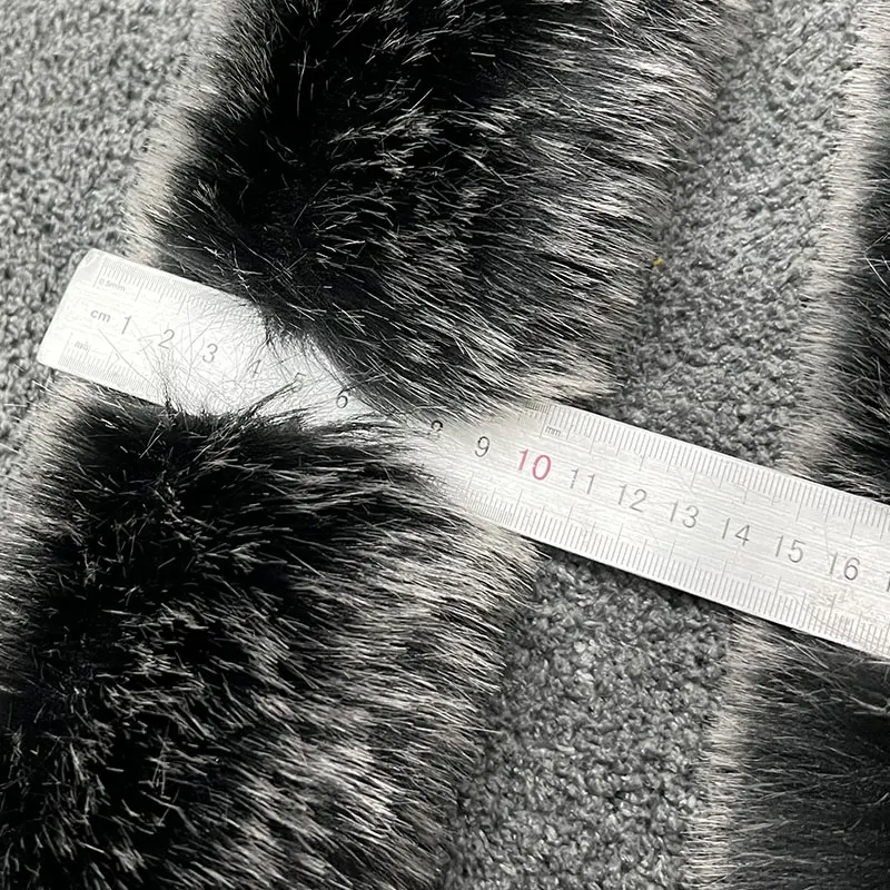 Рисунок 6 - Мягкие поделки из искусственного