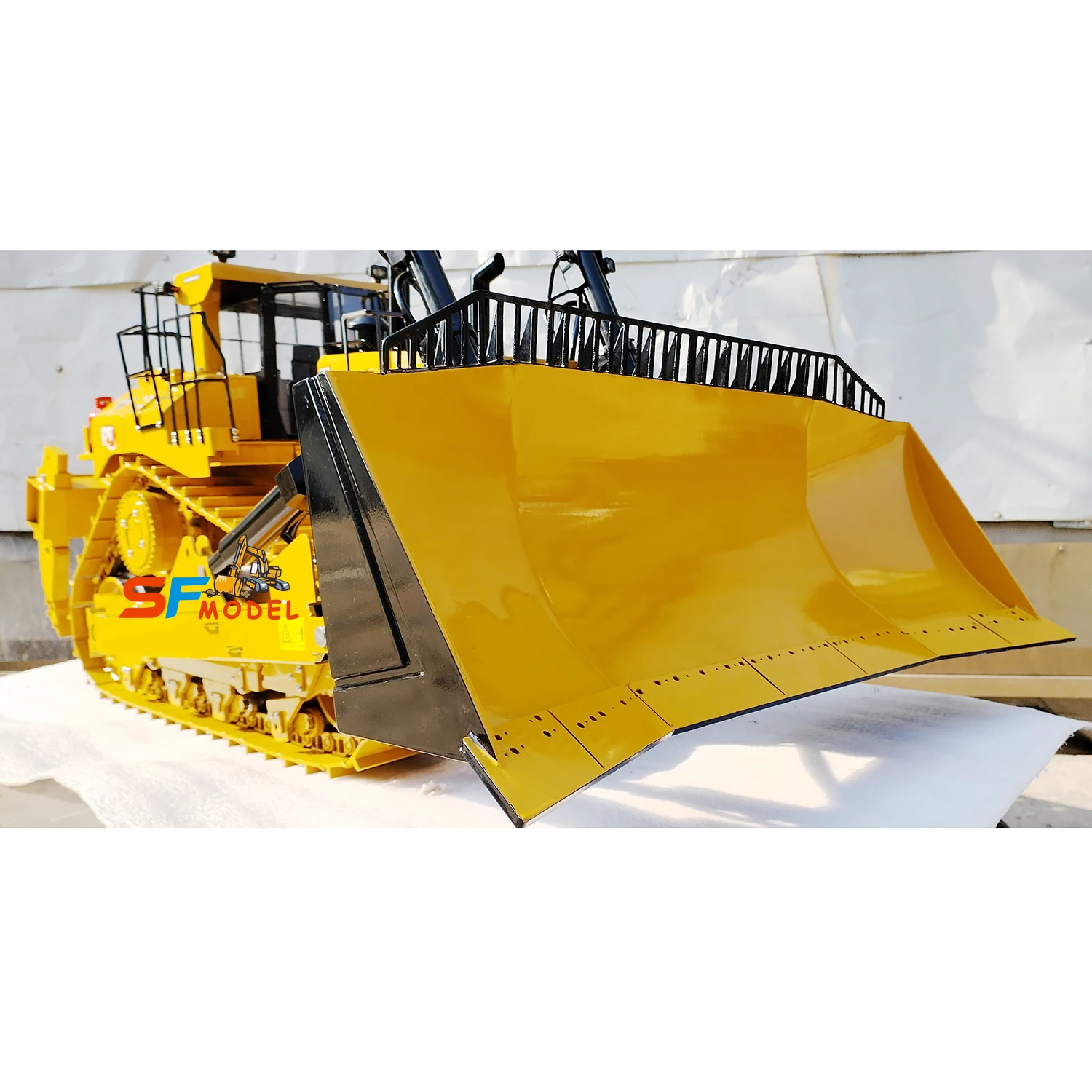 CAT ブルドーザー D11T 油圧ブルドーザーd11t rcおもちゃ,金属モデル,リモコン