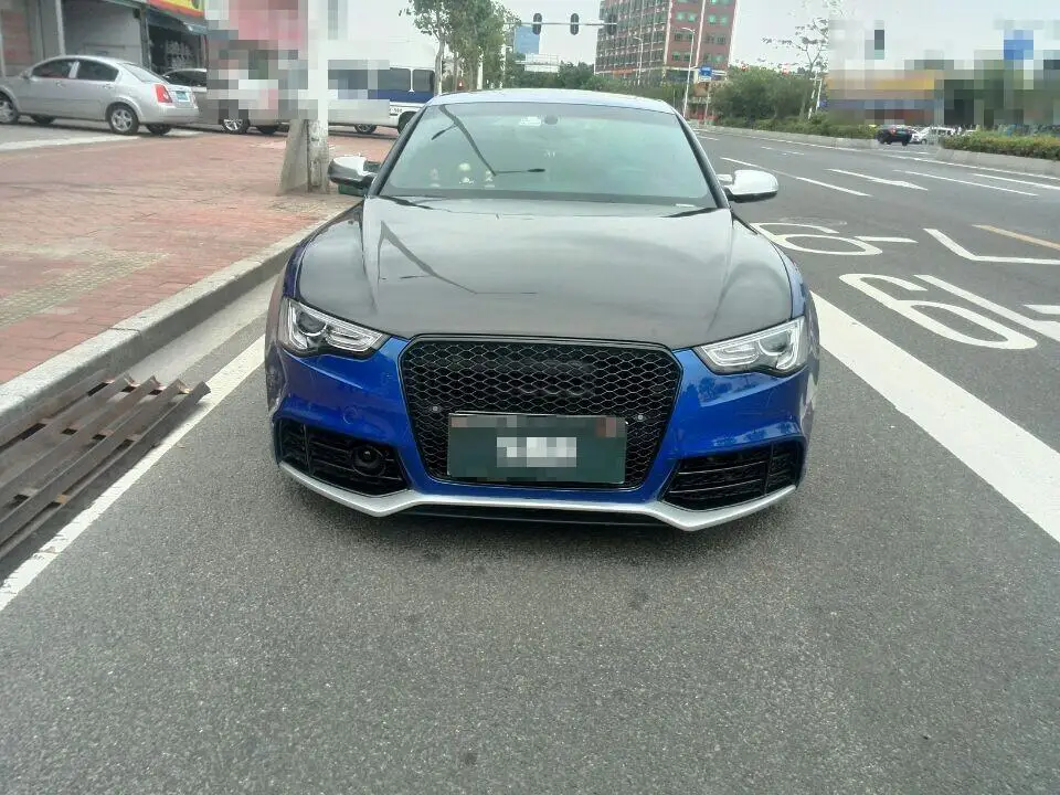 غطاء محرك من ألياف الكربون لأودي A5 S5