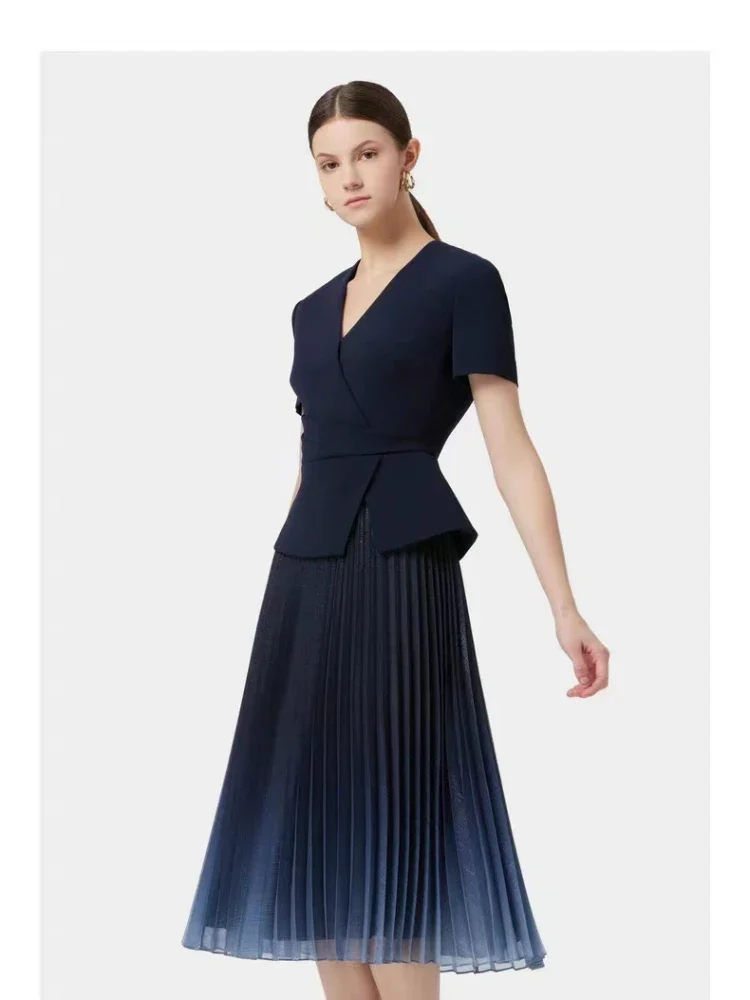 

2023 Spring/Summer New Leisure Commuter Gradient Mesh Women Pleated Waist Dress