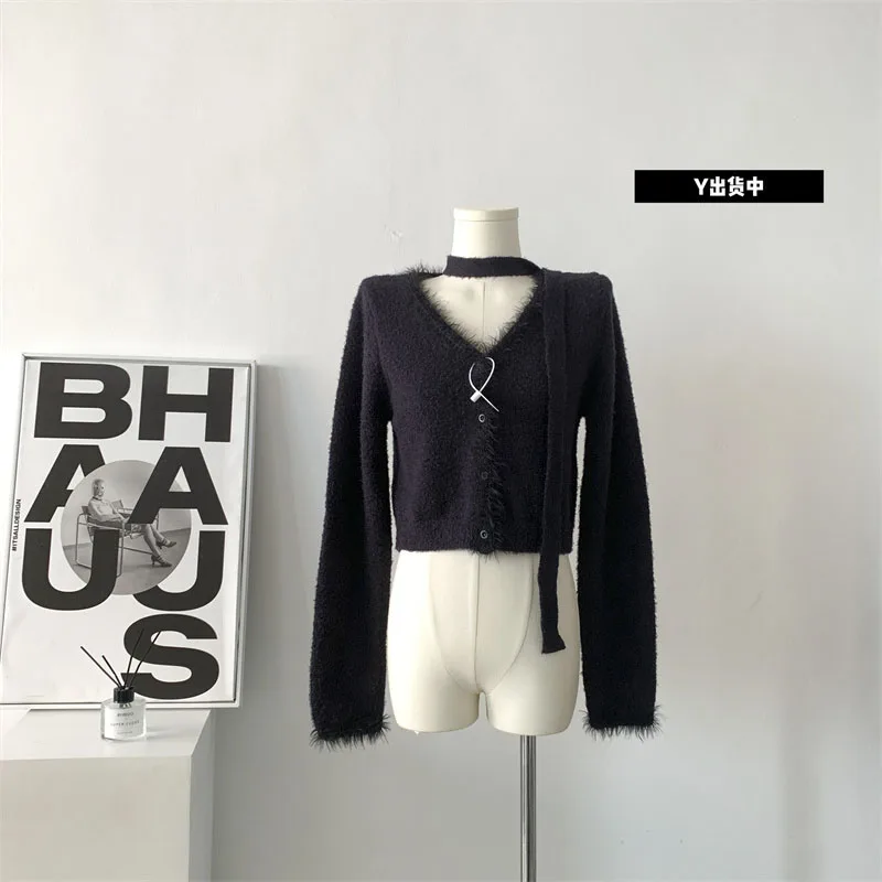 

Женский винтажный трикотажный свитер с V-образным вырезом