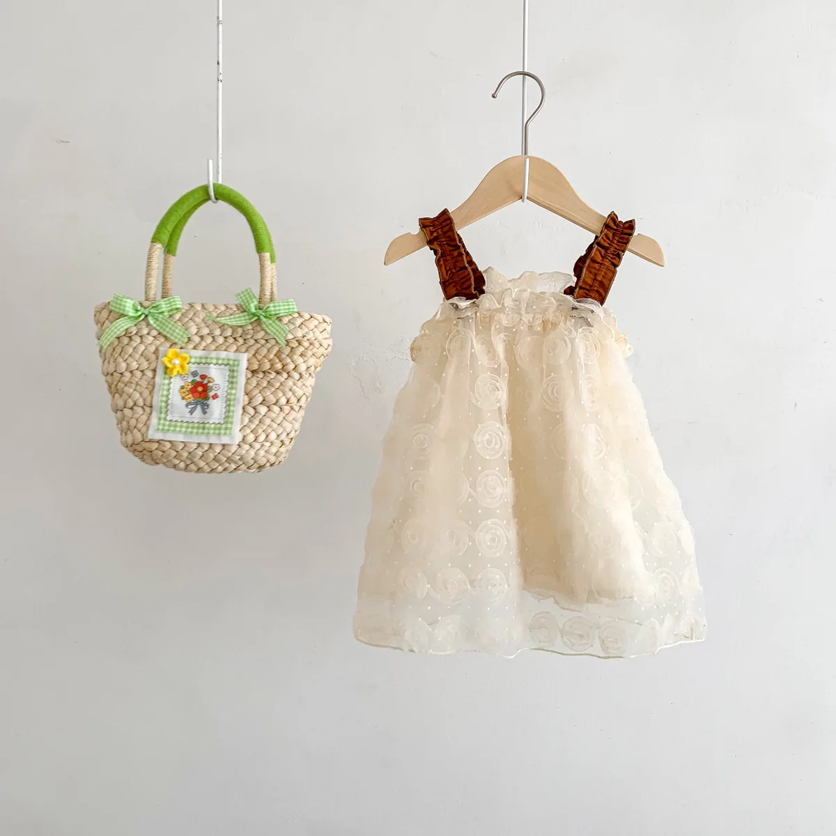 

1-5Year Toddler Girls Dress 2023 Summer Korean Kids Sweet Sleeveless Sling Party Girl Baby Flower Mesh Gauze Princess Dress
