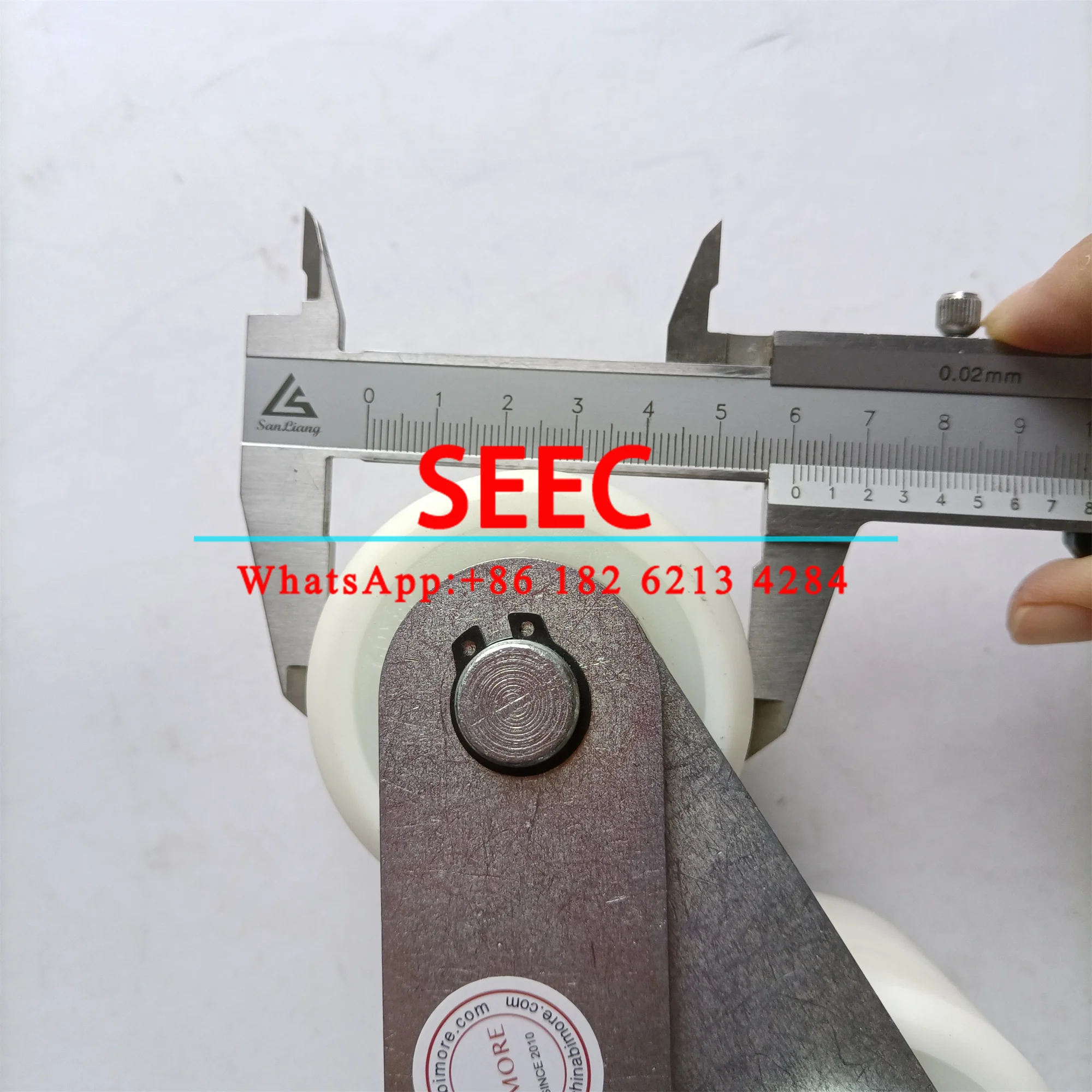 SEEC Escalator Parts Handrail Tension Chain 9 RollerS Pitch 80mm Wheel OD 60MM W 55mm Screw M12 Escalator pressure chain
