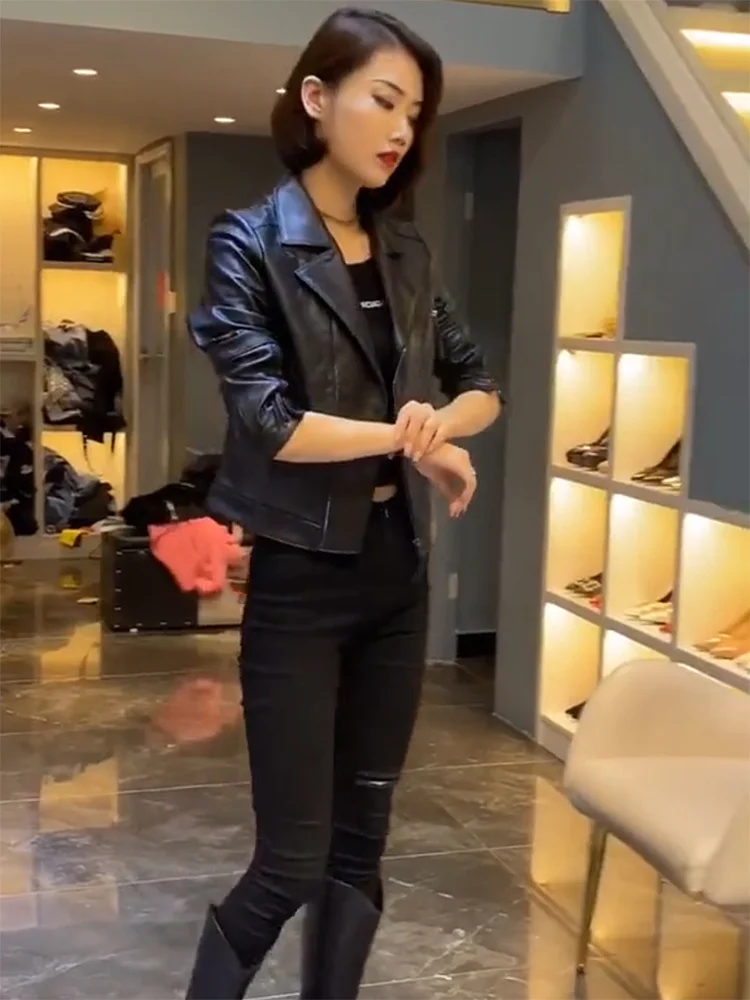 Рисунок 2 - Новинка весна-осень 2023 Женское