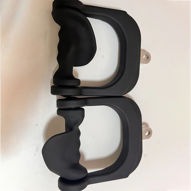 Description Picture 6 of itemFitness Biceps Triceps Rope Gym Lat Pull Down Bar Handles Pulley Cable Machine Attachment Rowing Bar Back Muscle Training Handle