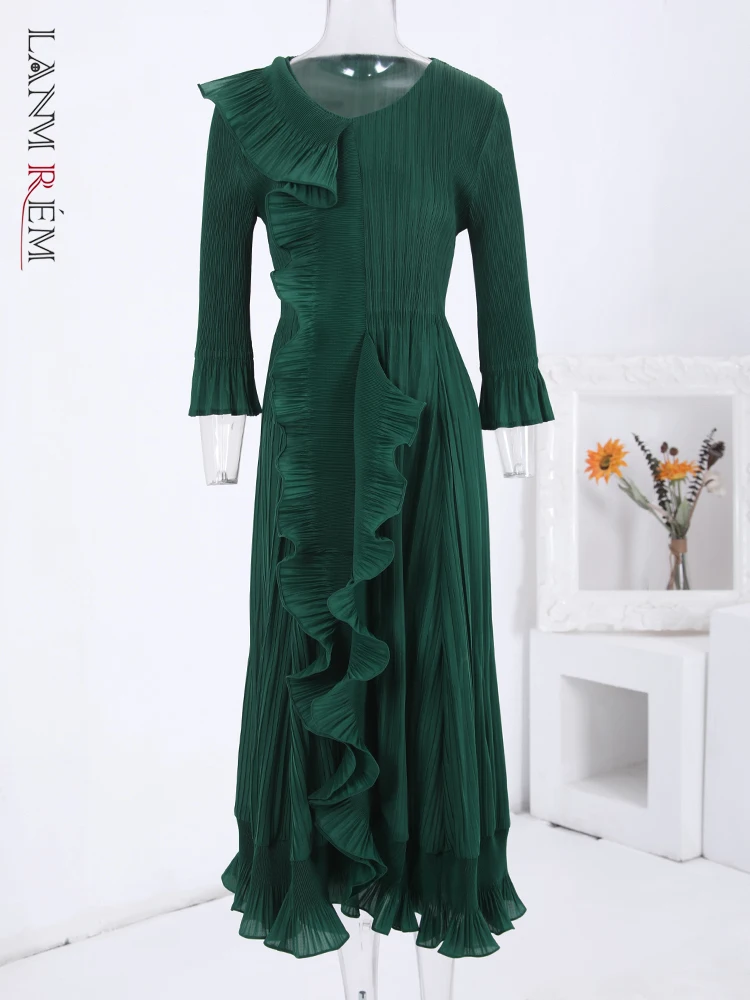 

LANMREM Asymmetric Ruffles Spliced Pleated Dress Women Fashion V Neck Flare Sleeves Long Dresses Elegant Party Spring New 32C486