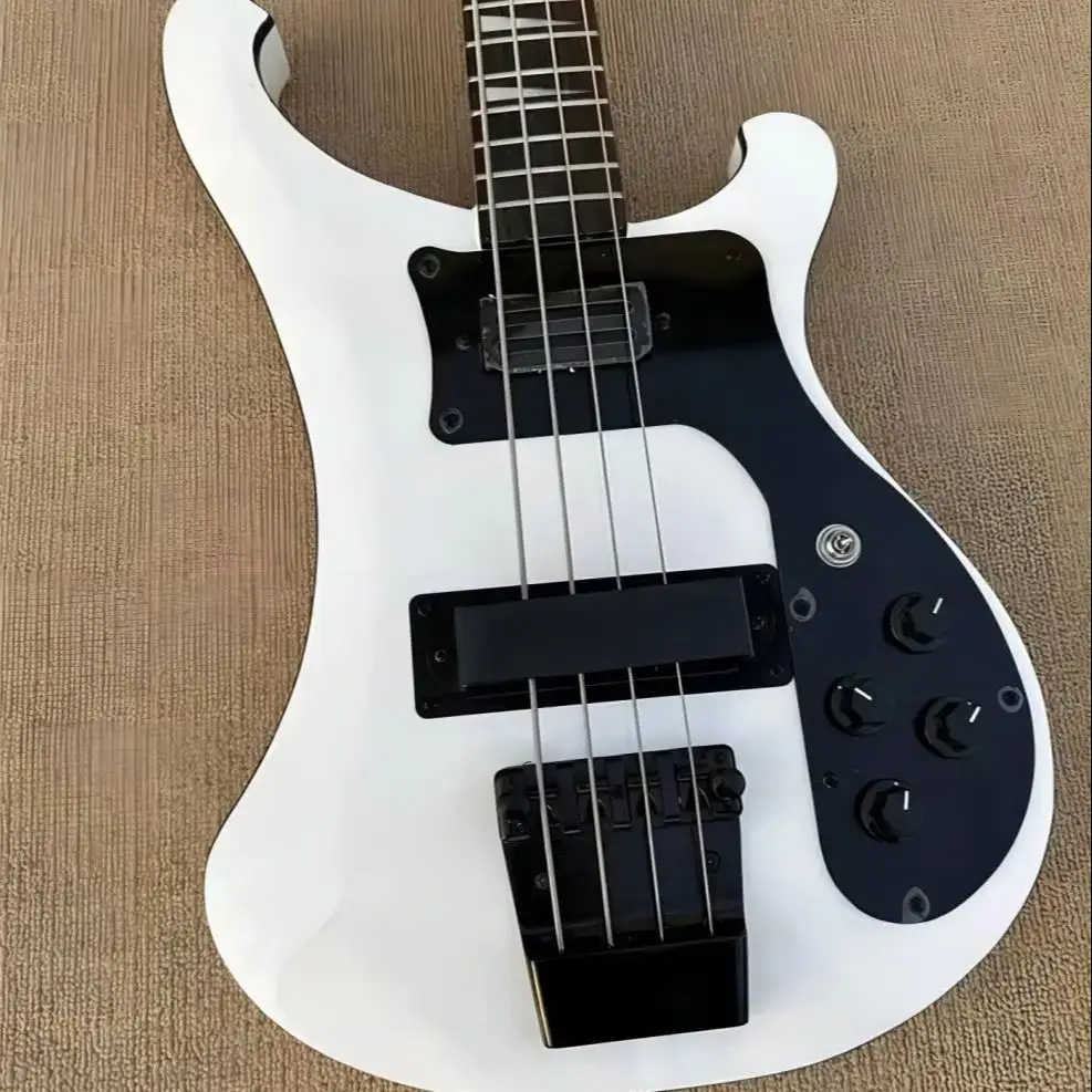 Rickenbacker 4003 Chitarra Elettrica, Basso, Corpo In Tiglio, Colore Bianco, Tastiera In Palissandro, Hardware Nero, Spedizione Gratuita