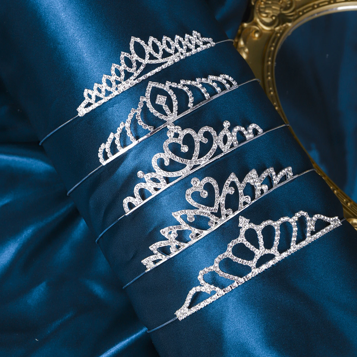 Klassische Strass Herz Krone Modeschmuck Kopfschmuck Haarschmuck Party Performance Tiara für Frauen als Geschenk – Detail 5