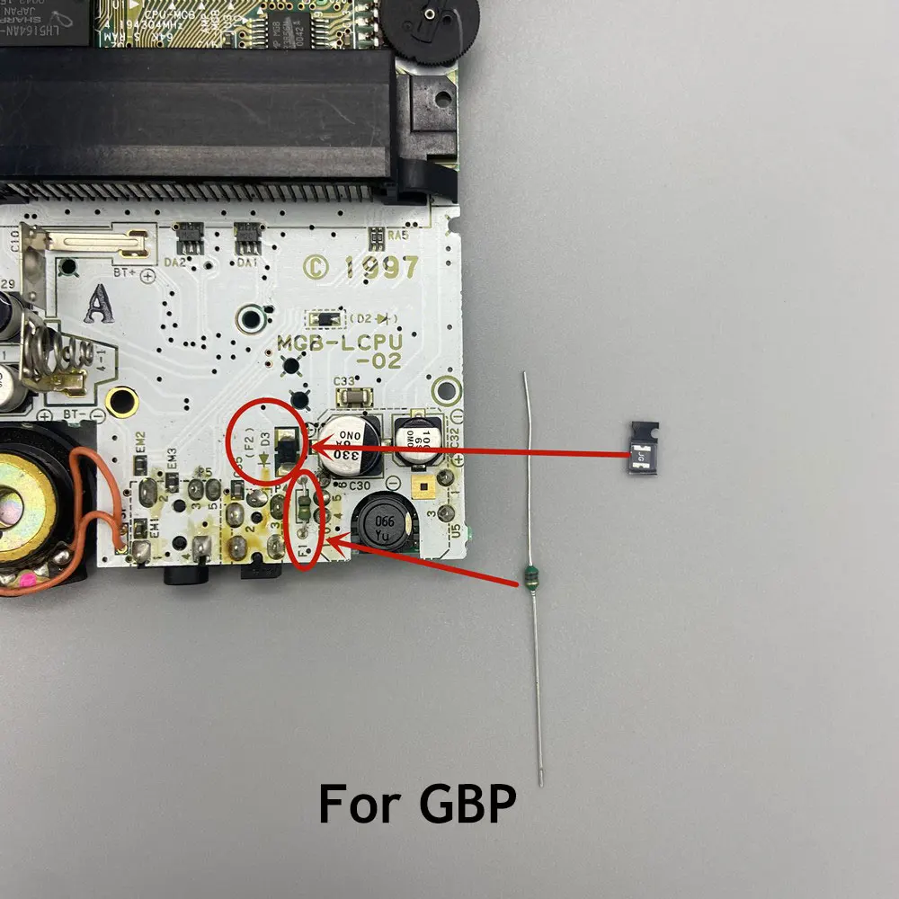 カスタム GAME BOY 液晶交換 スケルトン USBケーブル ゲームボーイカラーをFP社製IPS液晶化＋カスタムスピーカー