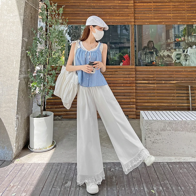 パンツ Eaphi cotton lace patchwork pants / ecru Altar'd State Hibiscus Patchwork Crochet Pant at Hamilton