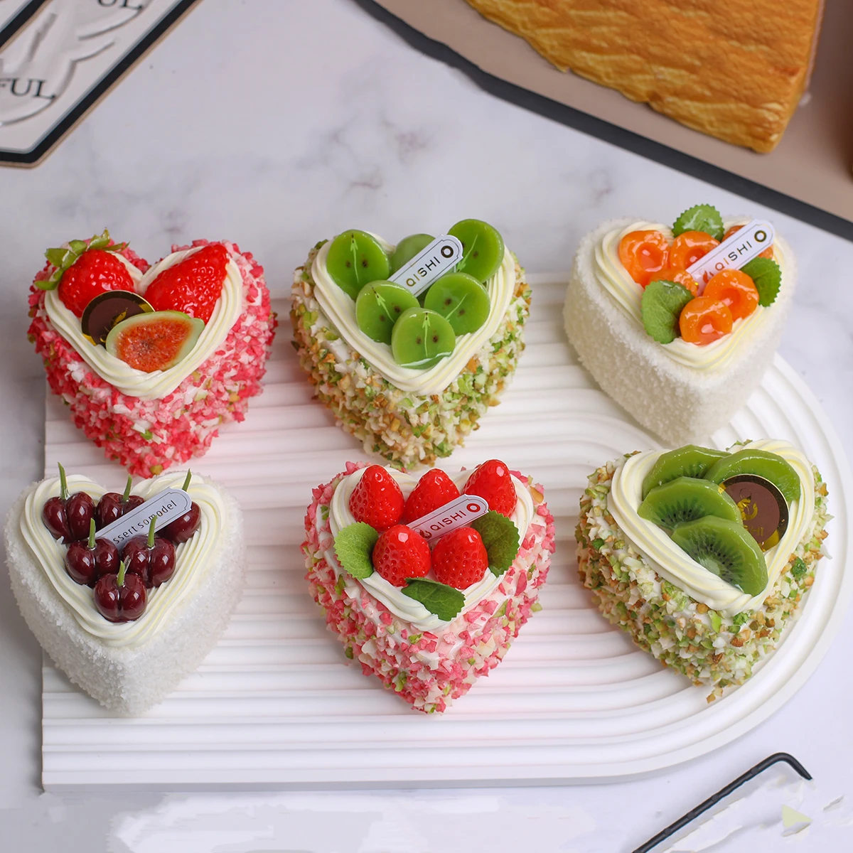 Artificial Heart Shaped Fruit Cake Mold Realistic Food Decoration Photography Food Simulation Cake Model Tea Table Decoration 1PC