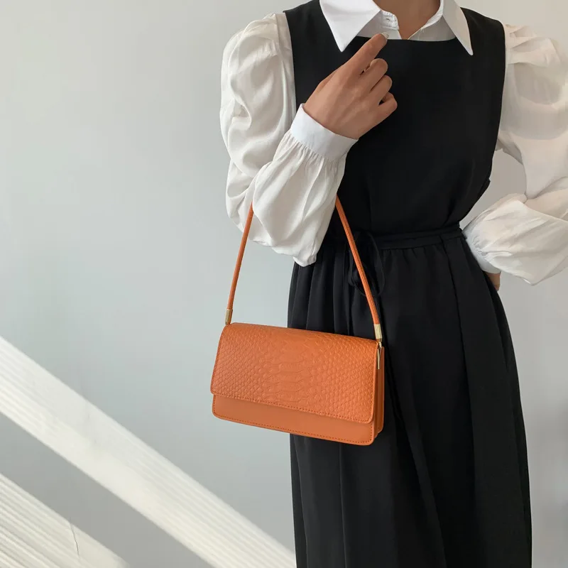 Handbag Shoulder Bag Small Mini Square Bags for Women 2023 New Crocodile Embossed Solid Color Underarm Bag Casual All-match