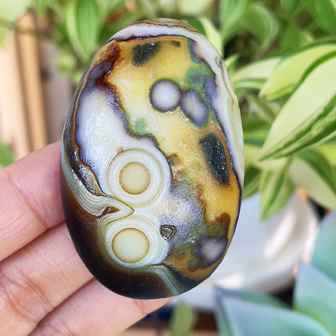 

Gorgeous Pure Natural Agate Stone Wishing Agate Rough Stone Beads Natural Minerals Rare And Precious Gemstons Home Decor Gift