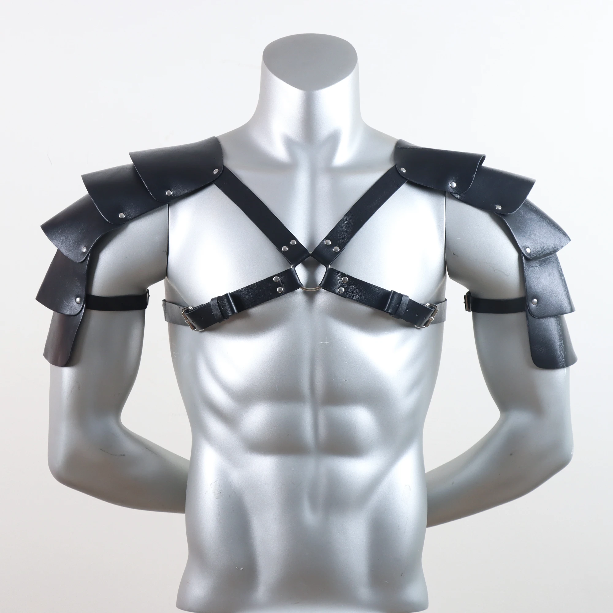 Medieval Knight PU Leather Shoulder Armor Warrior Shoulder Armor Cosplay Accessories Stage Play Props