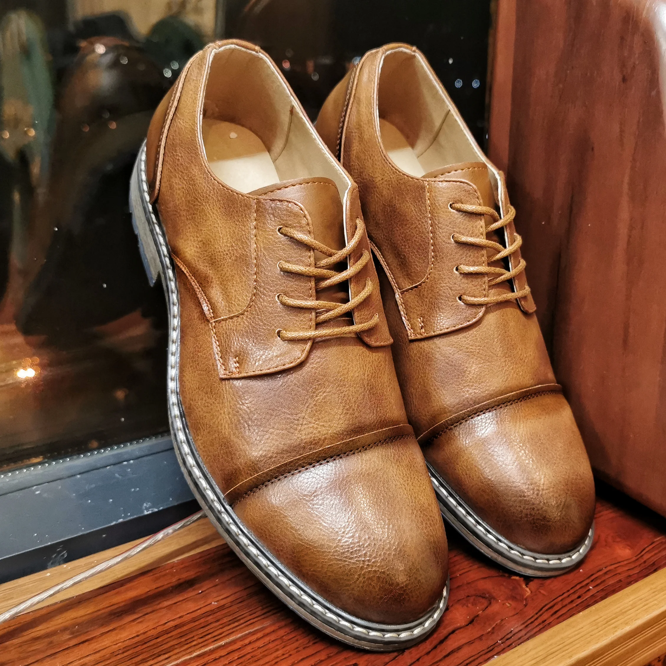 2022 New Men Casual Shoes Fashion Retro Men Derby Shoes Men Leather