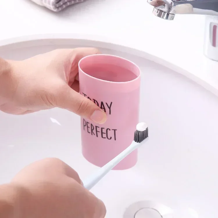 Toothbrush Case Cute Toothbrush Toothpaste Cups Portable Storage Boxes Brush Washing Tooth Gargle Case Children Bathroom Travel Organizer