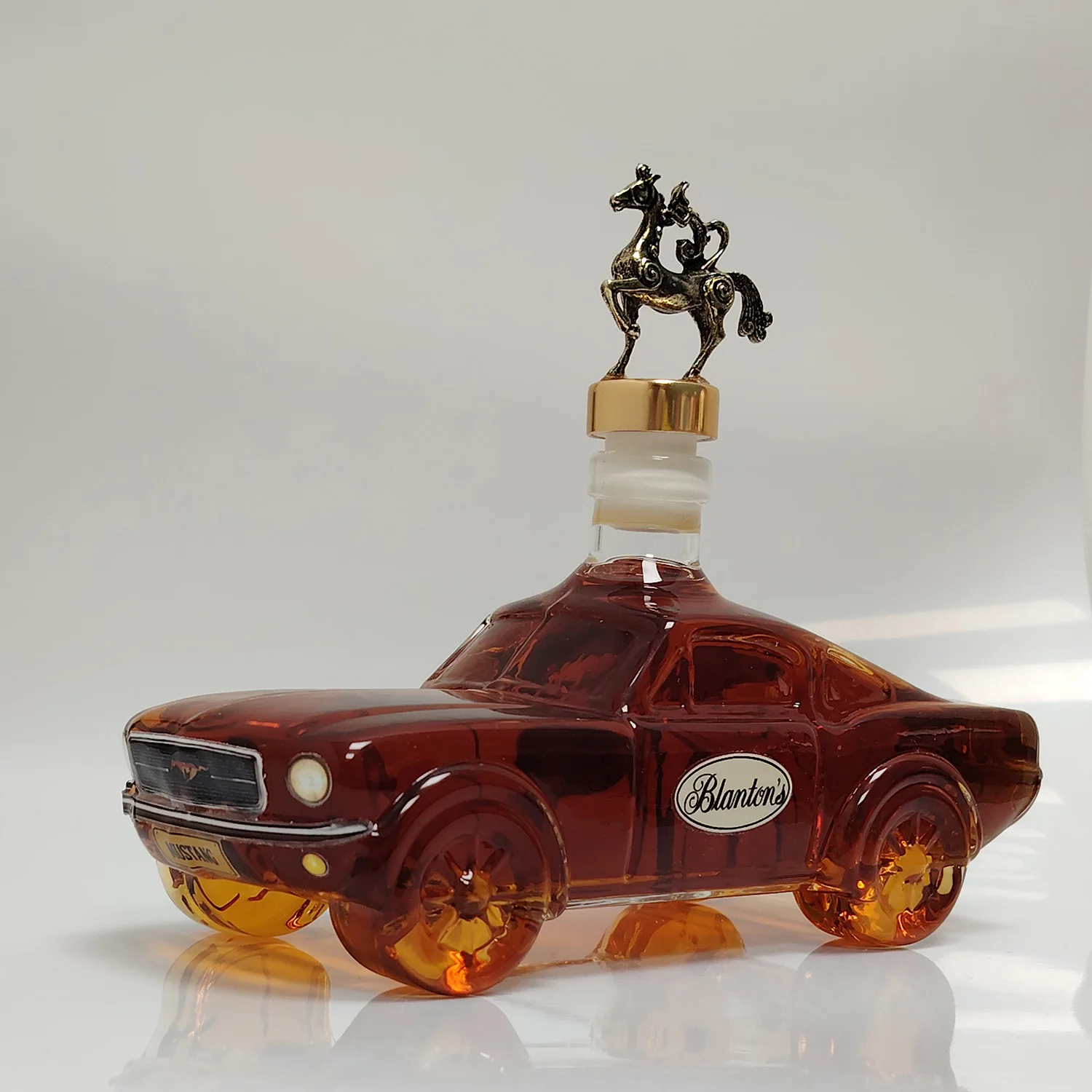 1965 Mustang Whisky Bottle - Vintage Style Alcohol Beverage