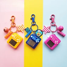 Śliczne Mini klasyczna gra maszyna Retro nostalgiczna konsola do gier brelok Tetris gra wideo podręczne konsole do gier zabawki elektroniczne tanie i dobre opinie OIMG CN (pochodzenie) Ze stopu cynku moda Unisex Breloczki Z tworzywa sztucznego Brak SQUARE TRENDY