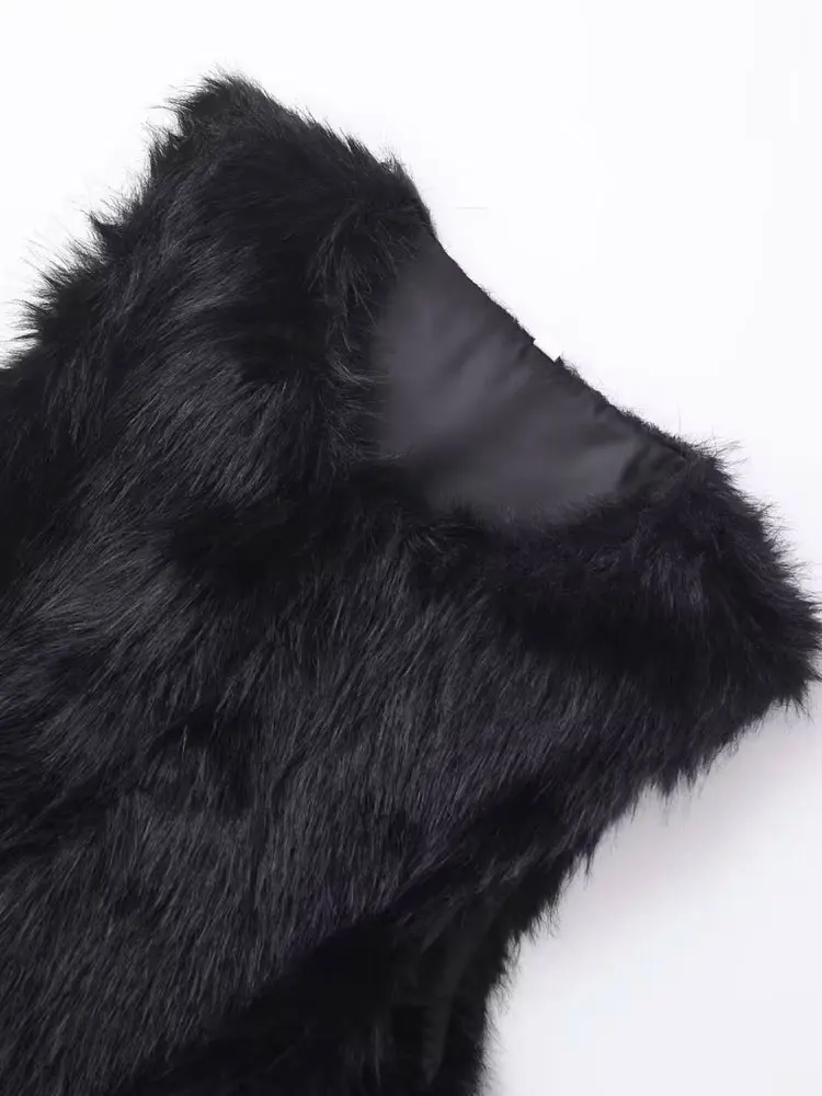 Slide image 17e435340f1c43ed89affdf1205abc79