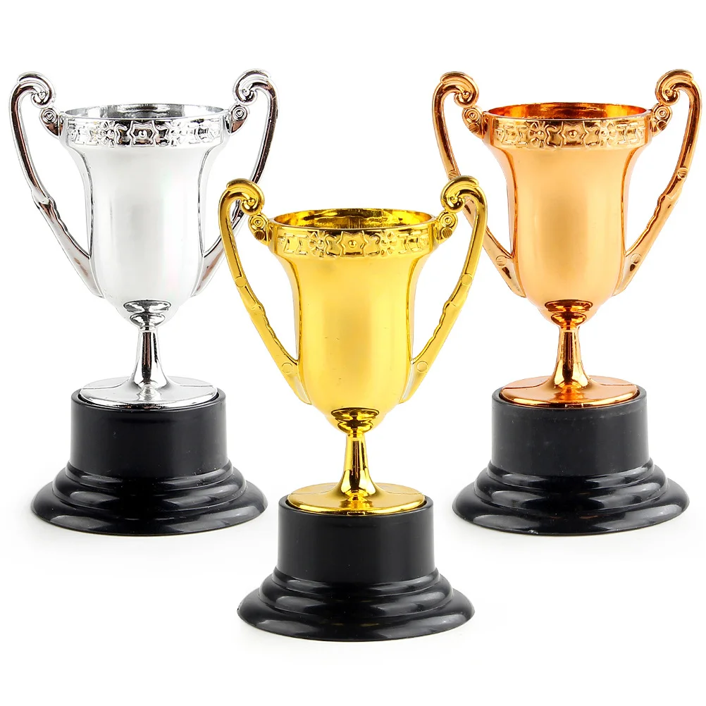 

3pcs Winner Trophy Model Sports Game Trophy Model Lightweight Plastic Trophy Award(Random Style)
