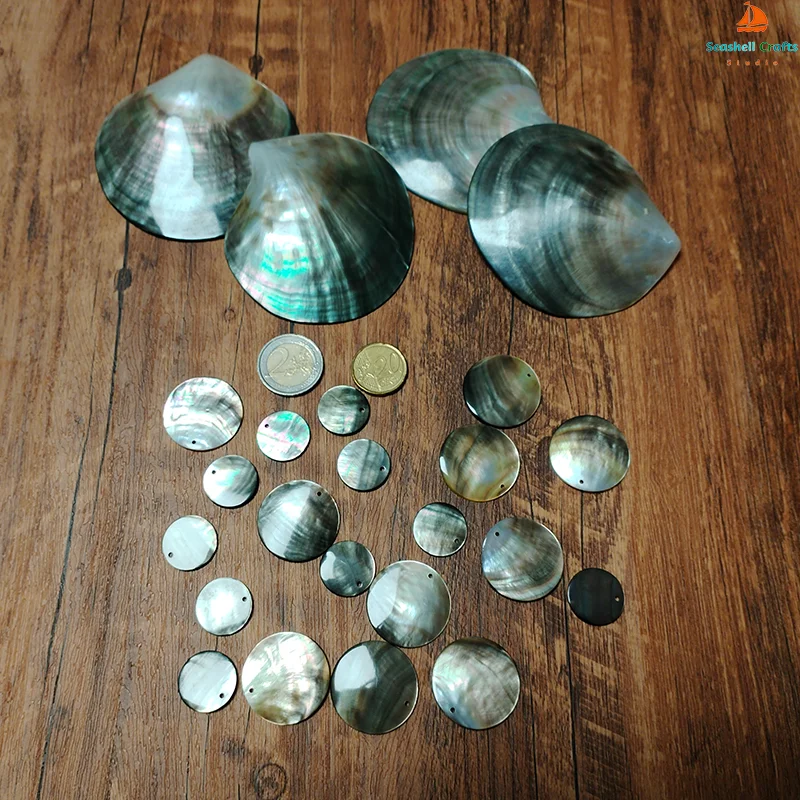 2 PC Black Mother of Pearl Shells Polished Pinctada Margarilifera Sea Shell Handmade Creative DIY Jewelry Beads Caviar Container natural shell ornaments