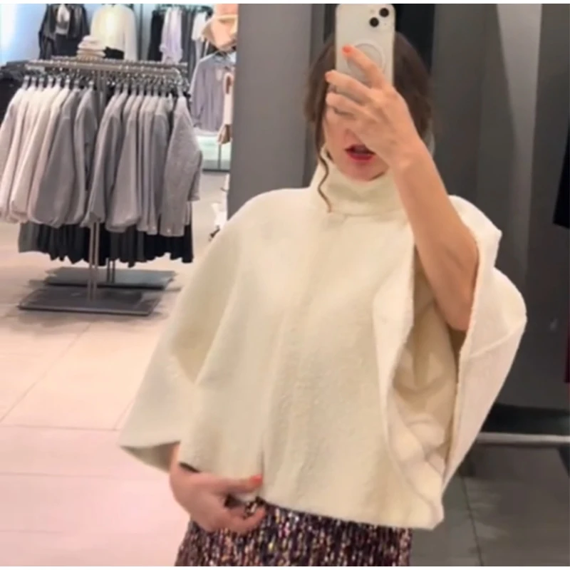 White Loose Short Cape Coat Women Autumn Winter Thick Single Buckle Batwing Sleeve Cloaks Jacket Lady Elegant Warm Outwear New