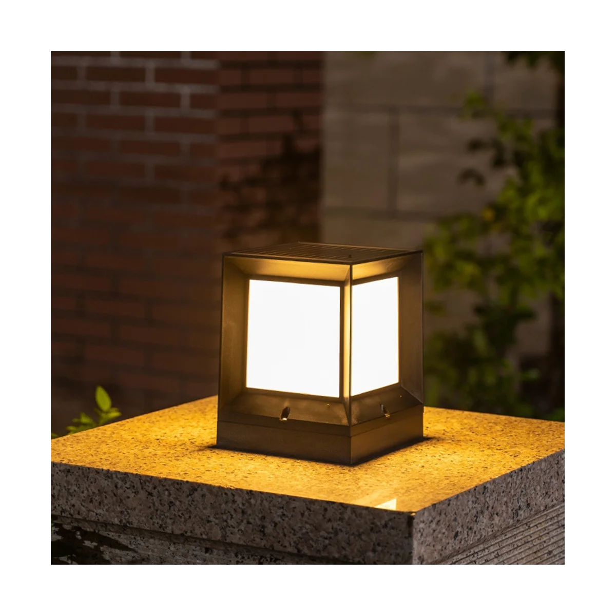 

LED Solar Column Headlight Solar Powered Pillar Lamp Outdoor Waterproof Wall Light for Courtyard Landscape Garden 10CM