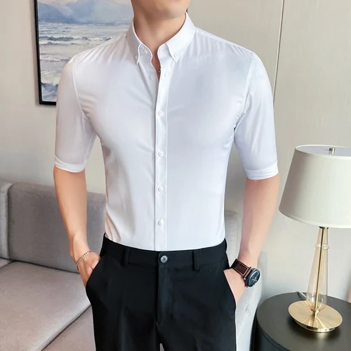 스타일리시한 룩을 완성할 남성용 빅 사이즈 솔리드 반팔 셔츠 추천