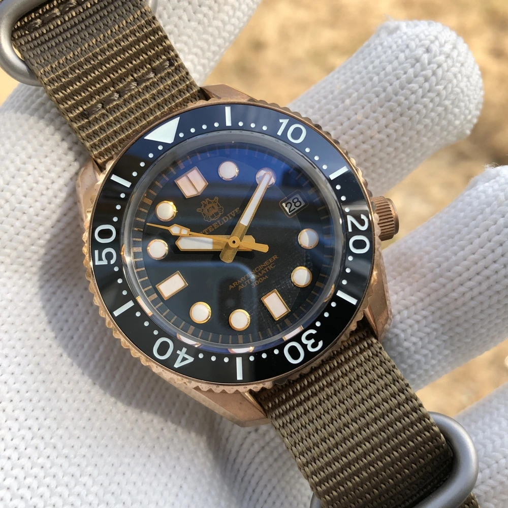 

STEELDIVE SD1968S MM Dive Watch Bronze Watchcase Bronze Bezel 300M Waterproof NH35 Luminous Mens Mechanical Dive Watches