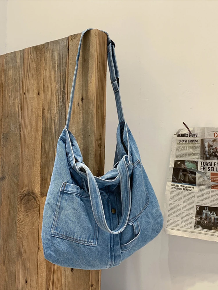 Shoulder Bag for Women Denim Crossbody Retro Hobo Bag Casual Large Capacity Lightweight Handbag Messenger with Multiple Pockets