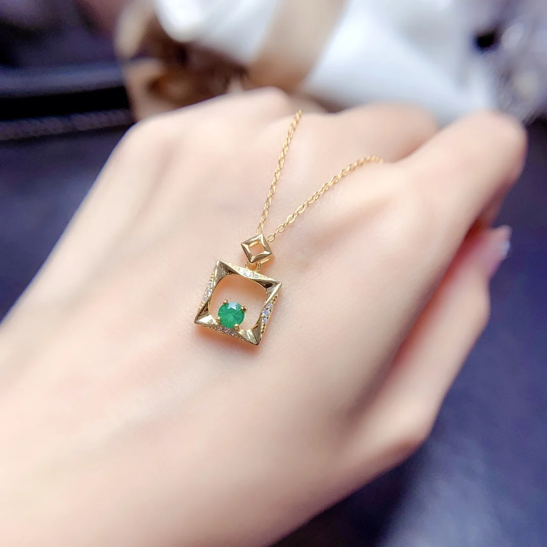 

Natural Emerald Sterling Silver 925 Jewelry Women's Jewelry Necklace Women's Luxury Green Christmas Shipping FREE