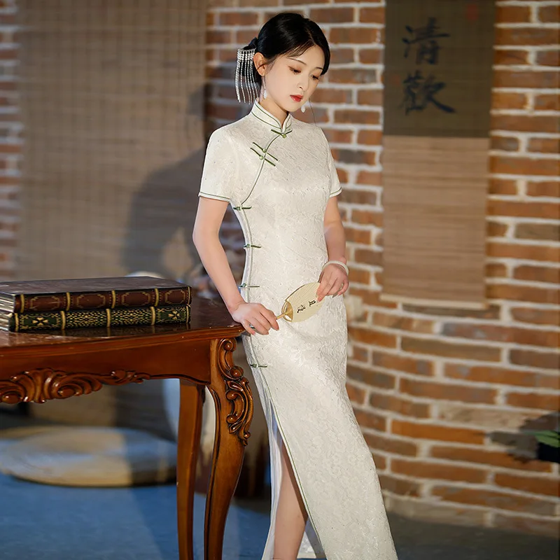 

Yourqipao 2023 Summer Long Cheongsam Retro Fashion Catwalk Show Performance Improved Qipao Chinese Style Evening Dress for Women
