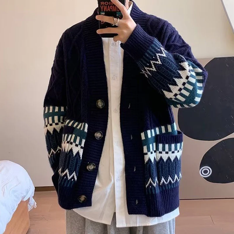 2023 Spring Autumn New Striped Printing Fashion V-neck Long Sleeve Knitting Cardigan Man Casual Loose Button All-match Outwear