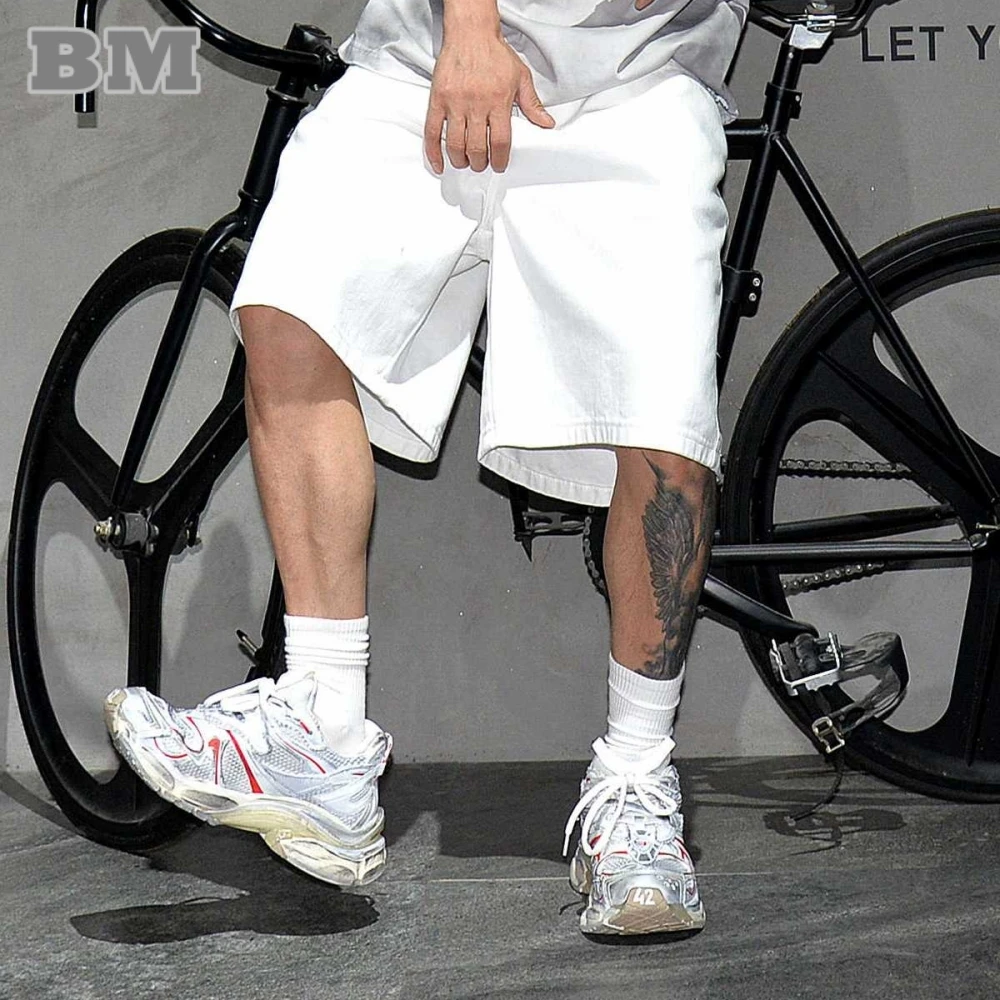 Hip Hop Streetwear White Baggy Denim Shorts Men Women Summer Korean Fashion Jorts Kpop Skateboard Short Jeans Male