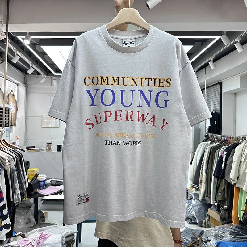 

2023 Summer English Letter Banner Print T-Shirt Men Women Relaxed Round Neck Hip Hop Short Sleeve T-shirt