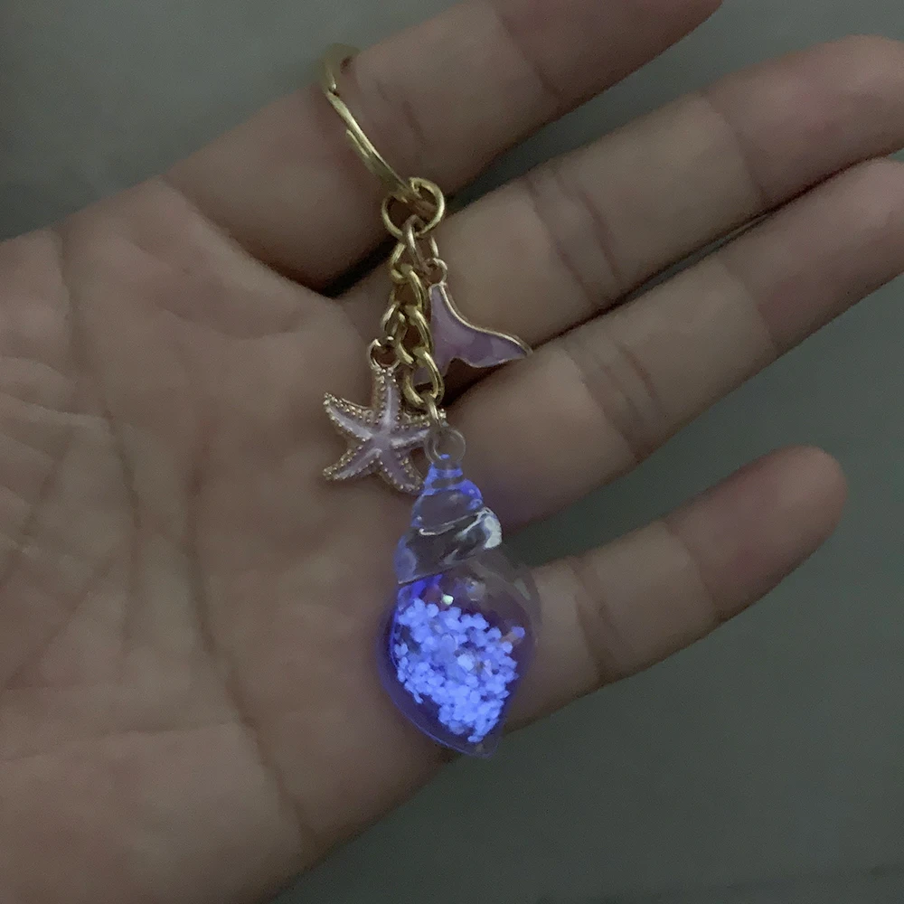

Night Glow Conch Keychain Alloy Starfish Shell Key Pendant Y2K Decorative Pendant Women's Keychain Personality Keyring