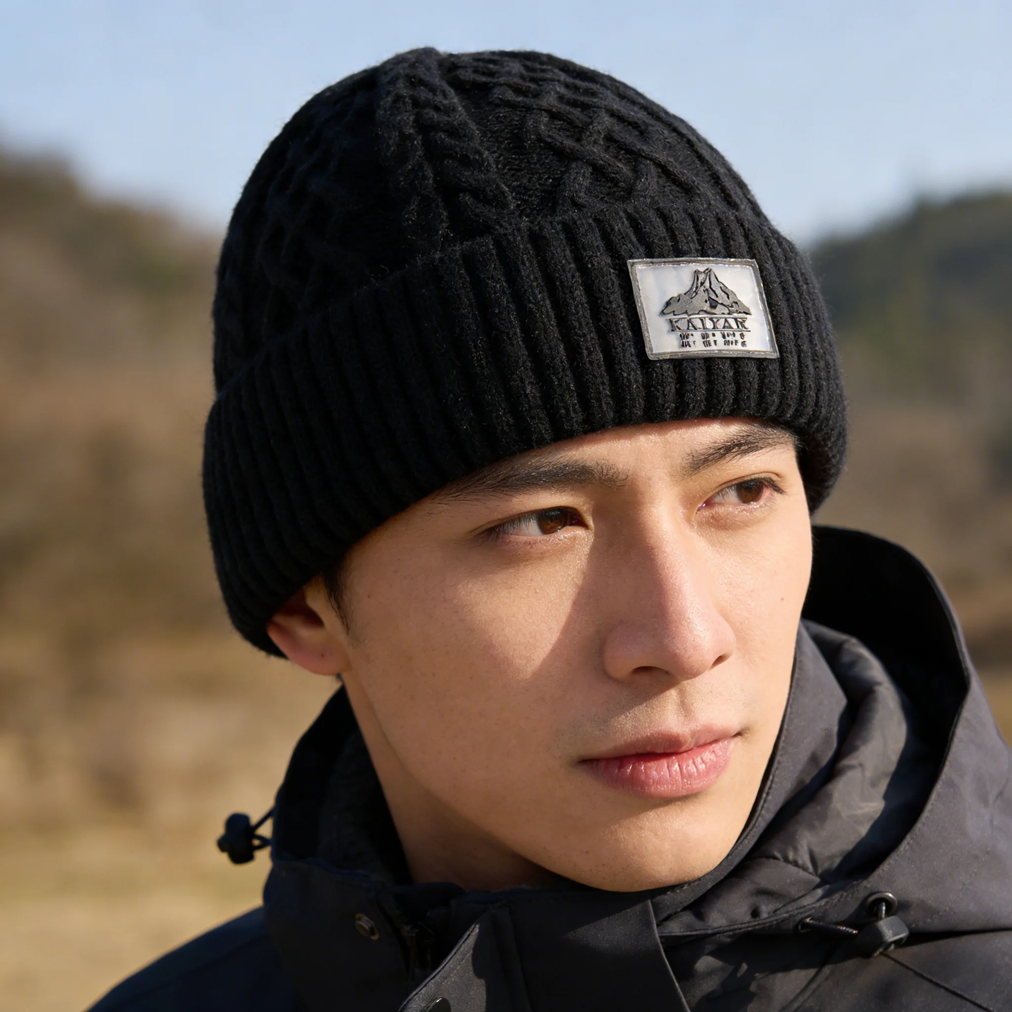 Neue Stil Unisex Warm Halten Winter Hut Plüsch Pelz Gefüttert Stilvolle Warme Kappe Beanie Hut Für Männer Frauen Outdoor Ski Sport Gestrickte hut – Detail 4