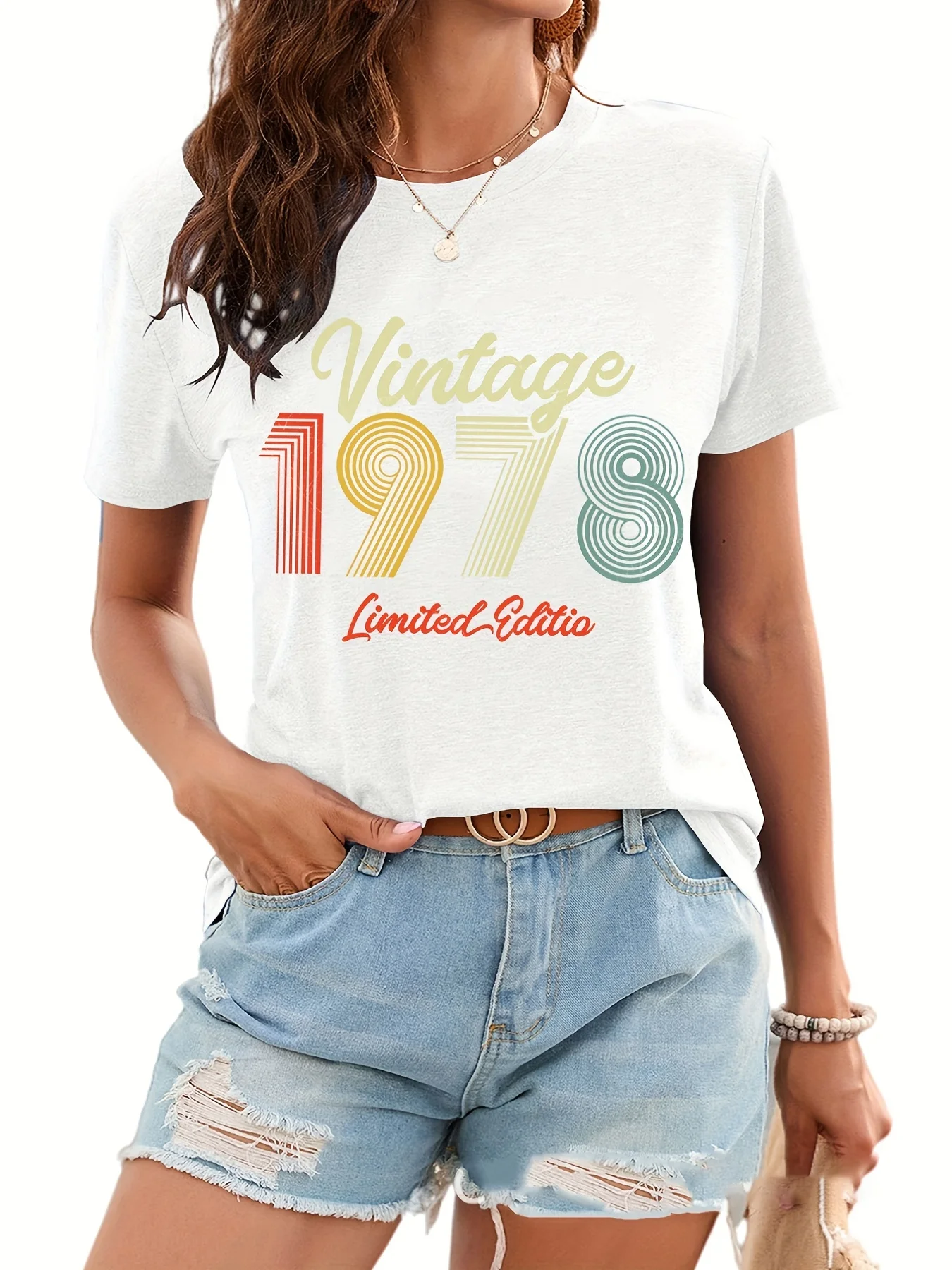

Vintage 1978 Print T-Shirt for Women - Short Sleeve Crew Neck Casual Top for Summer and Spring