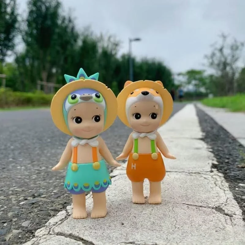 

Sonny Angel H Family Series Mystery Box Mini Doll Blind Box Desktop Ornament Figure Toy Decoration Surprise Birthday Gifts Toys