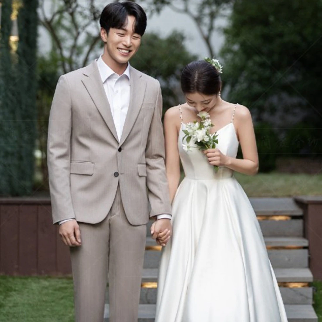 A-Line V-Neck Wedding Dress with Pearl Straps for Wedding Customized 4