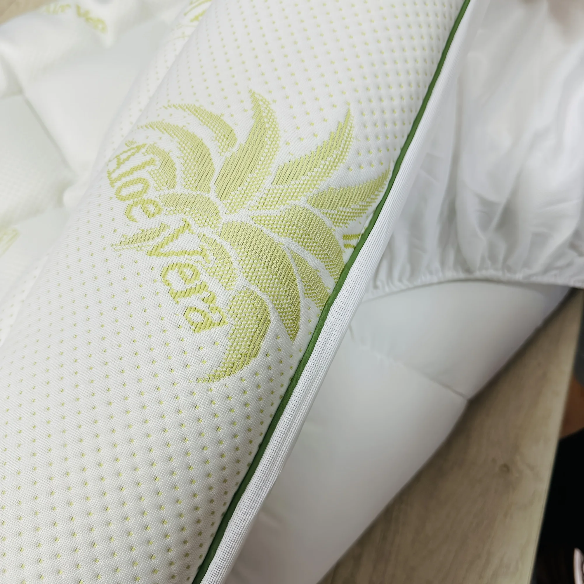 Aloe Vera Waterproof, Lightweight, Mattress Protector 4