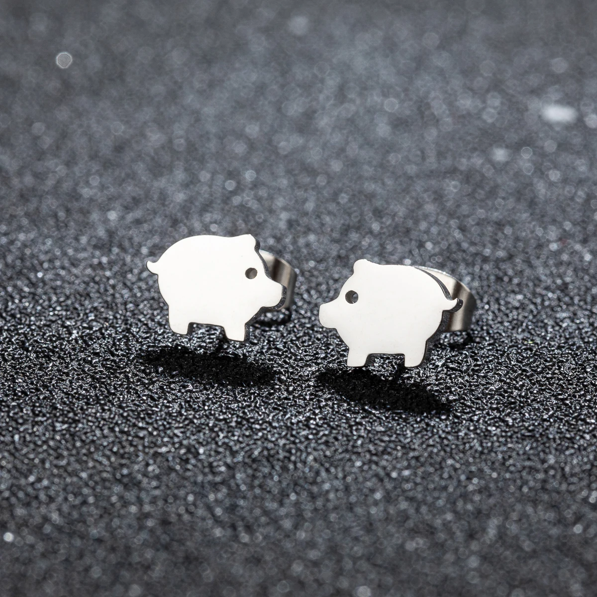 1Pair Korea Cute Small Pig Earrings Female Brincos Boho Piglet