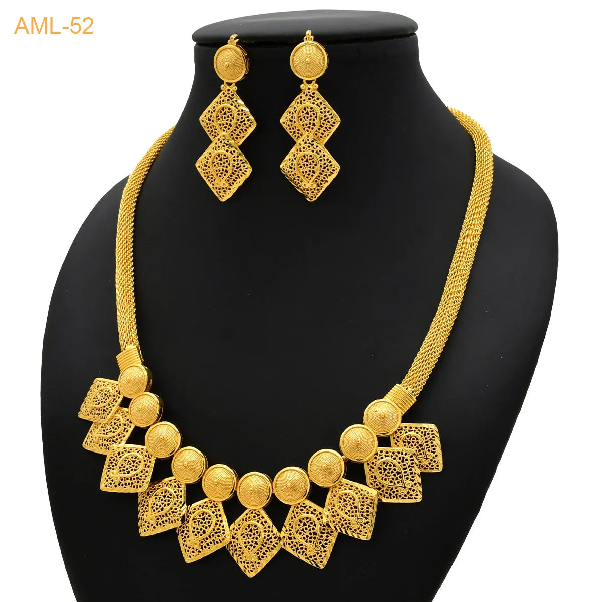

Vietnamese Gold Plated Pendant Necklace Earring Hollow Set for Women N20136