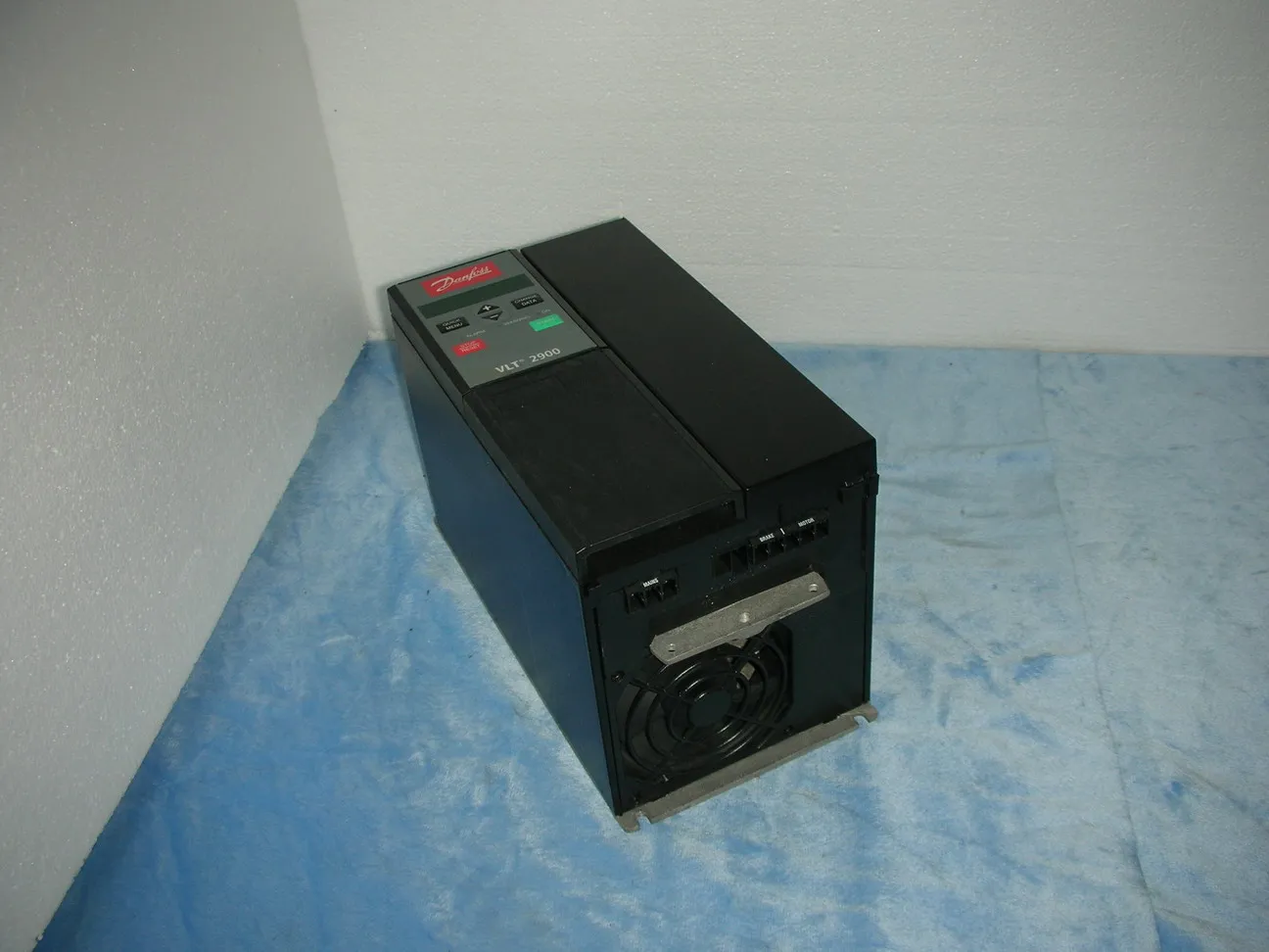 

Данверс VLT2975PT4B20STR0DBF00A00C1