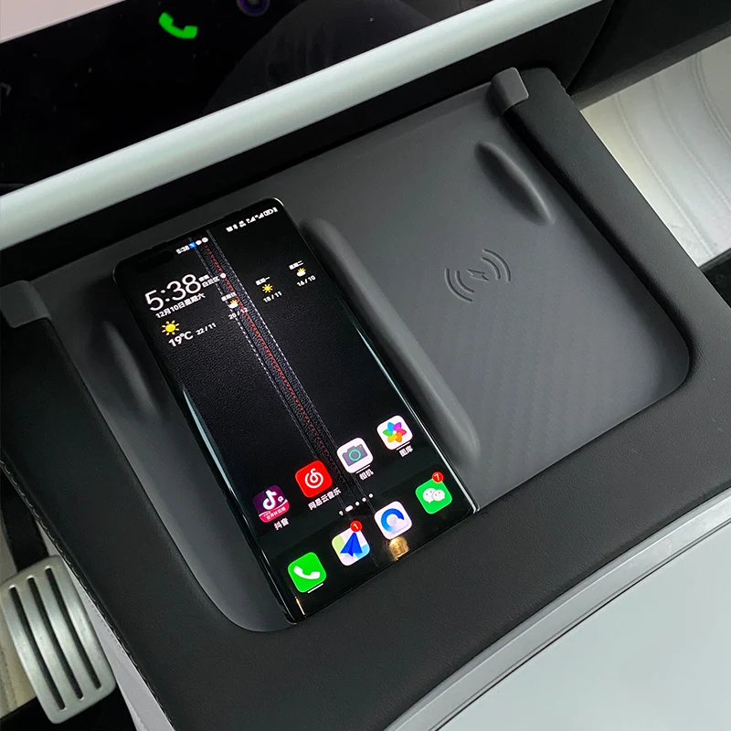 For Tesla Model 3 Y Silicone Wireless Charger Pad Mat Protector non-slip mat Pad Auto Car Interior Accessories