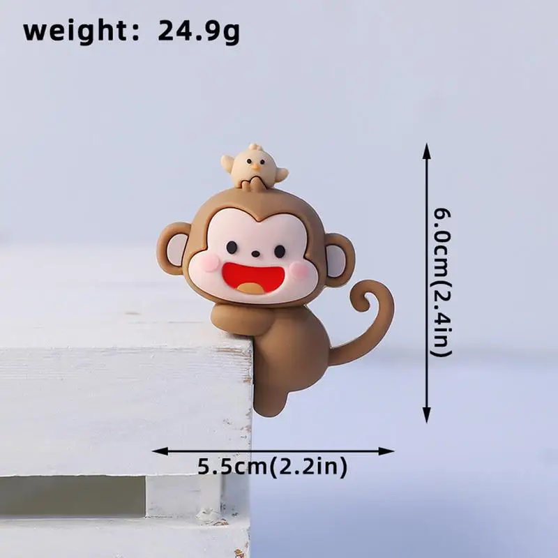 Computer Screen Decor Ornaments Cartoon Monkey Train Cake Topper Monkey Auto Interior Decorations car decoration accessories car figurine ornament