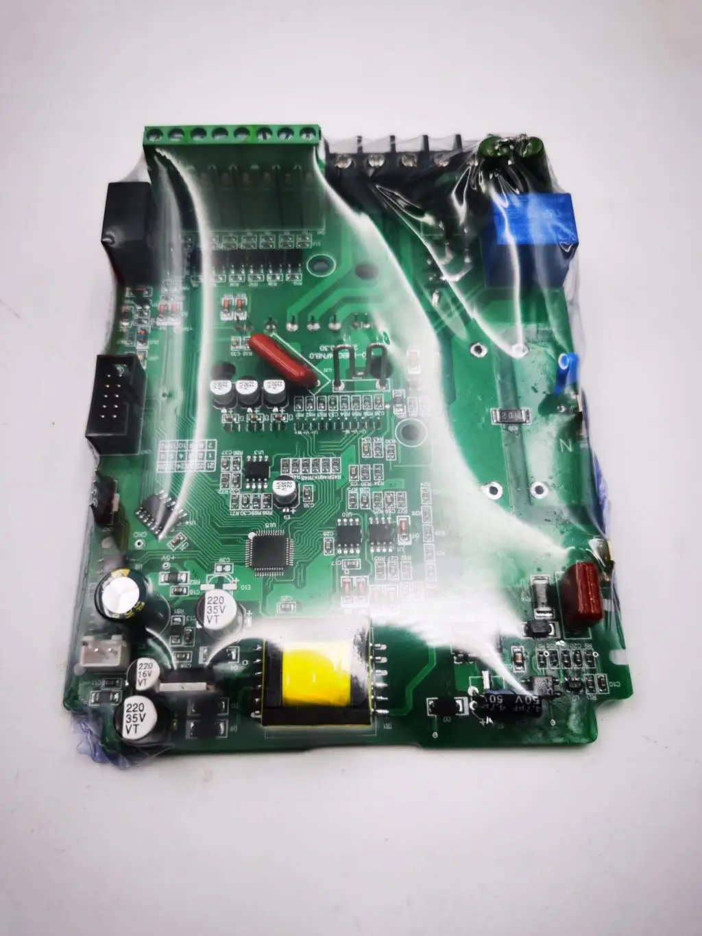 

Angisy CT1, 2,2 кВт, материнская плата wzw