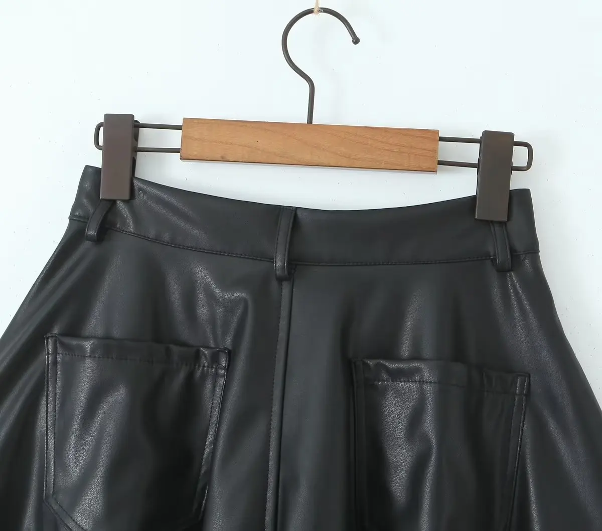Dave&Di Autumn WInter French Fashion Blogger Retro Harem Shorts Leather High Waist Casual Fleece Bermuda Women