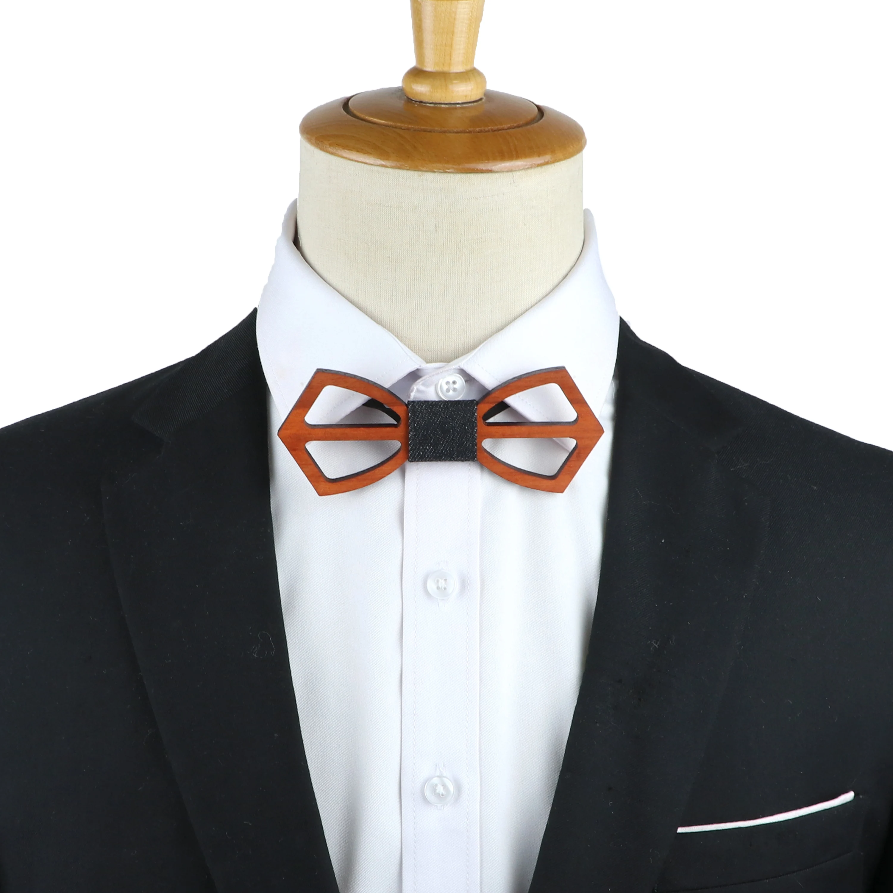 Vintage Wooden Bow Tie Men Unisex Hollow Out Butterflies Carved Retro Wooden Neck Ties Adjustable Strap Bowtie Bowknots Slim