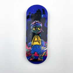 Premium Graphic 34mm Wooden Fingerboard Deck for Advanced Mini Skateboarding (Alien)